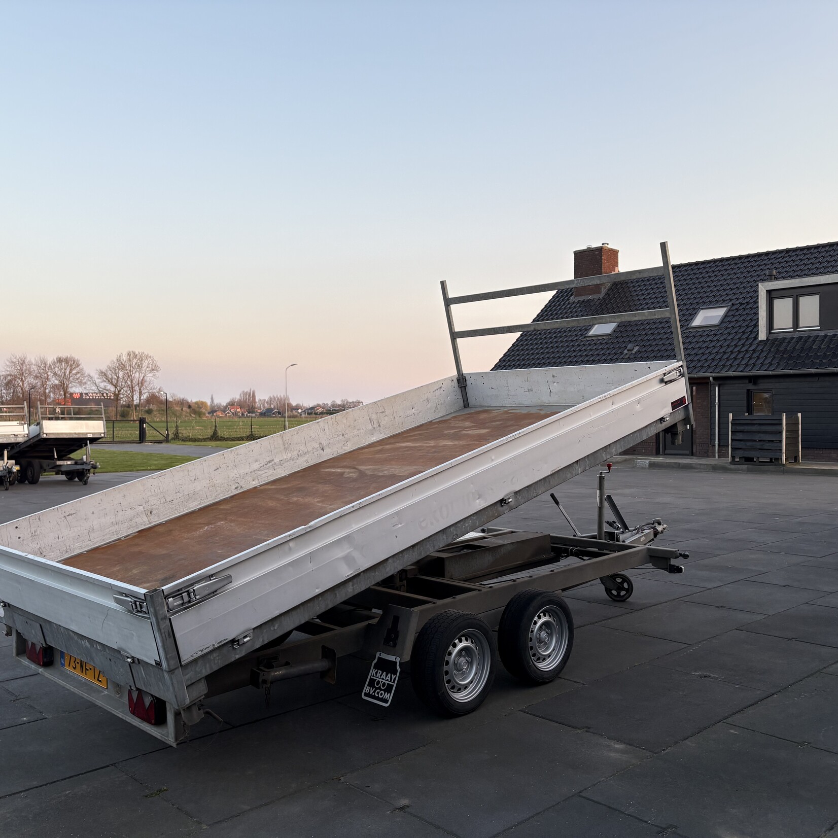 Henra 400 x 200 cm kipper 3500 kg