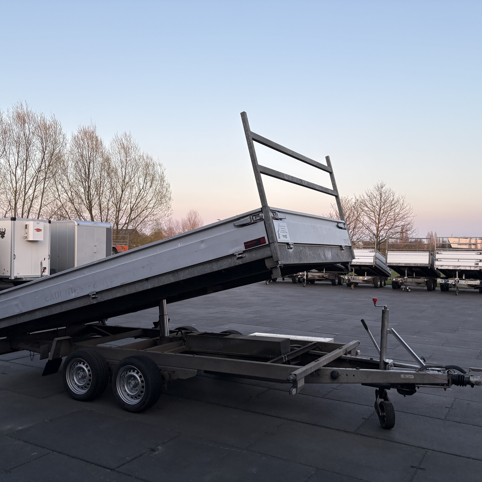 Henra 400 x 200 cm kipper 3500 kg