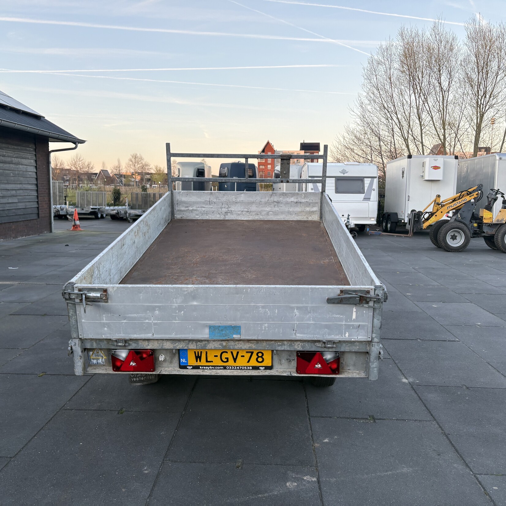 Hapert handpomp kipper 280 x 160 cm