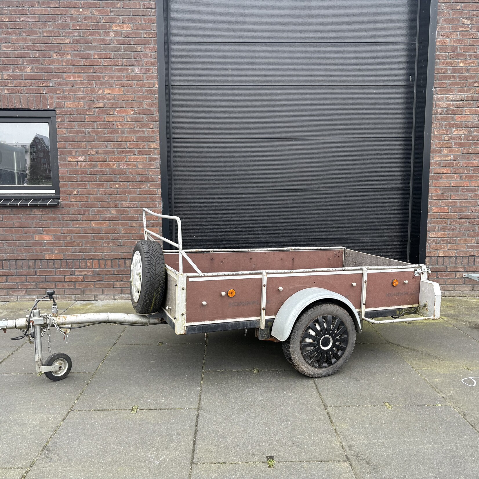 Bakwagen 200 x 110 cm 750 kg Bladgeveerd