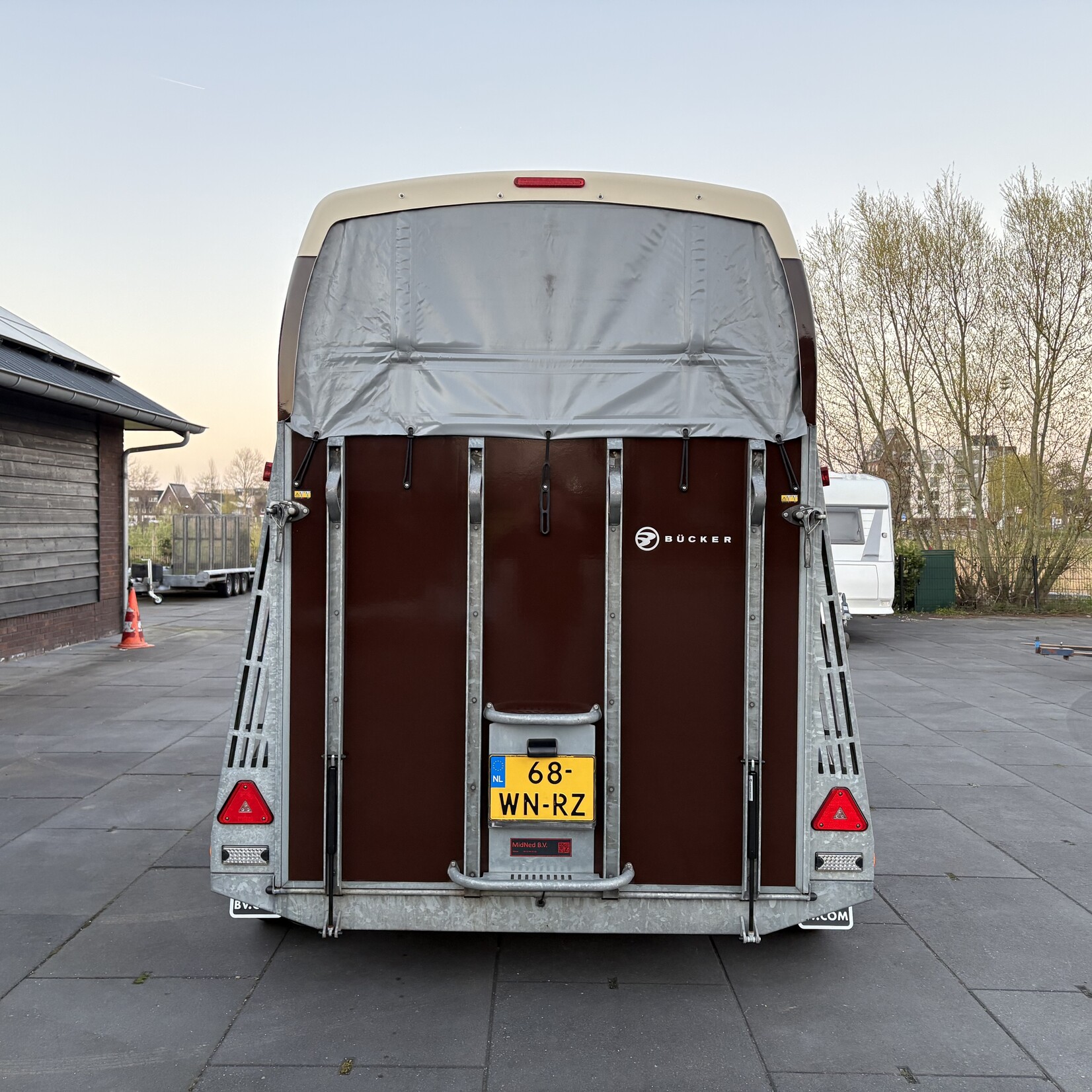 Careliner Bucker 2-paards trailer
