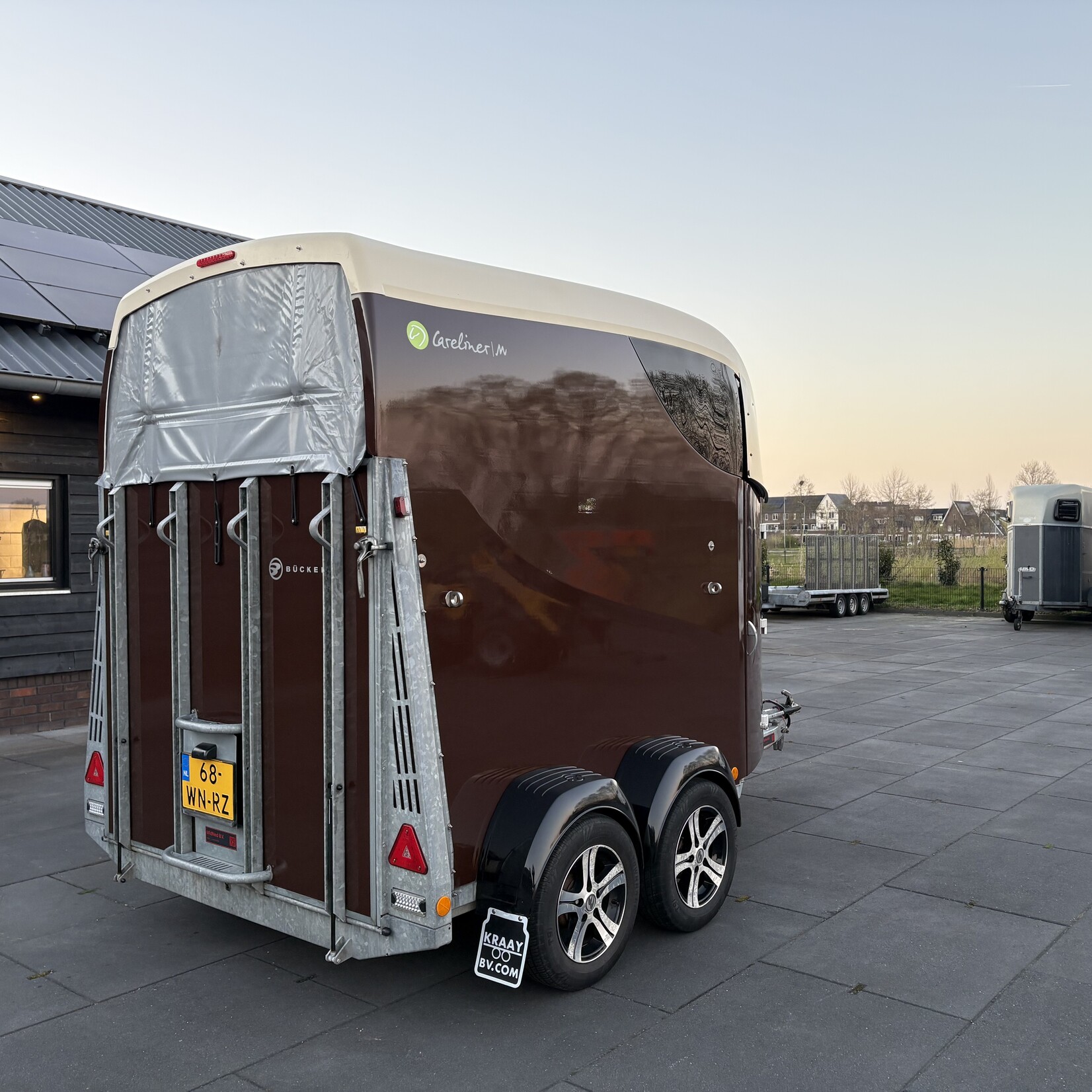 Careliner Bucker 2-paards trailer