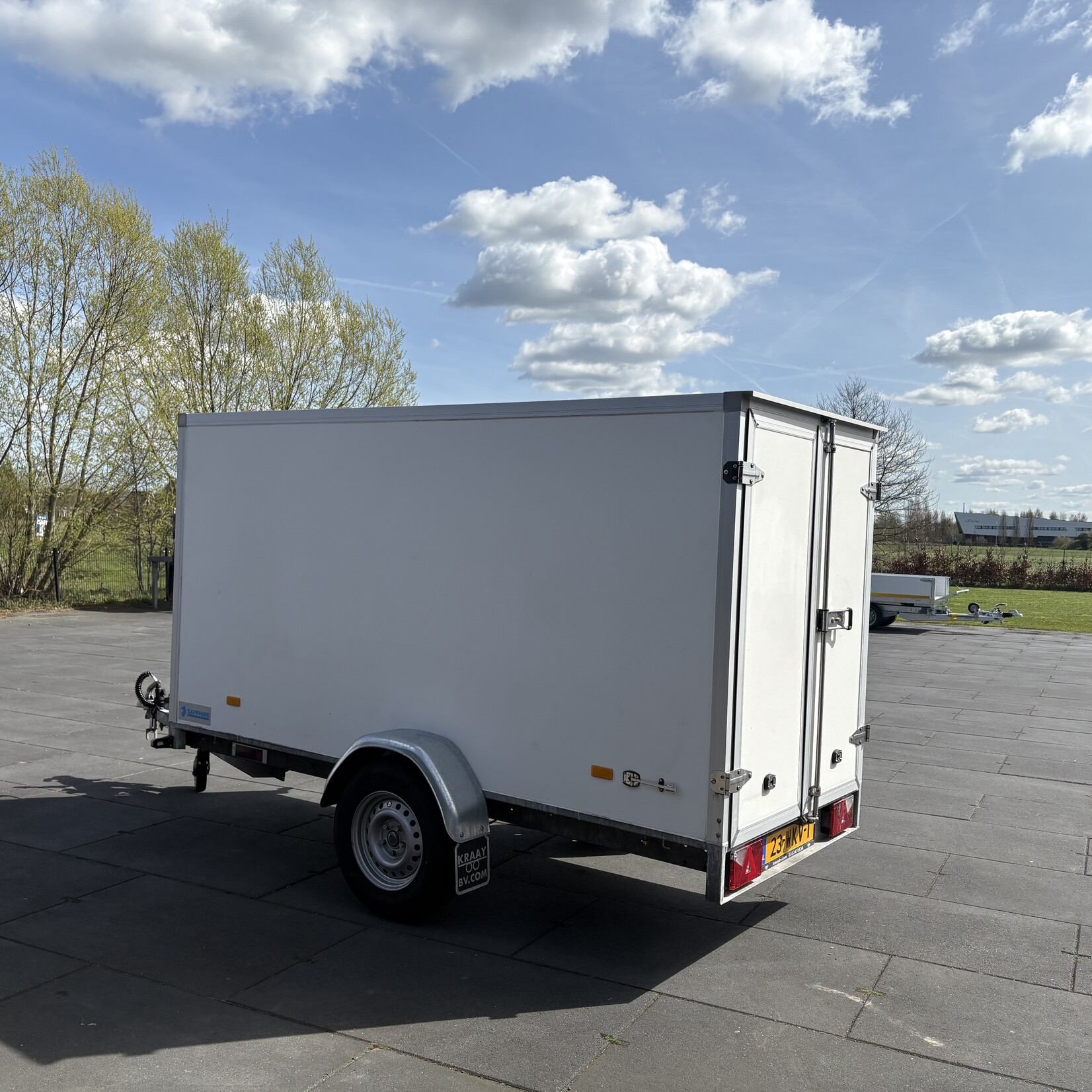 Hapert gesloten wagen 300 x 130 x 150 cm