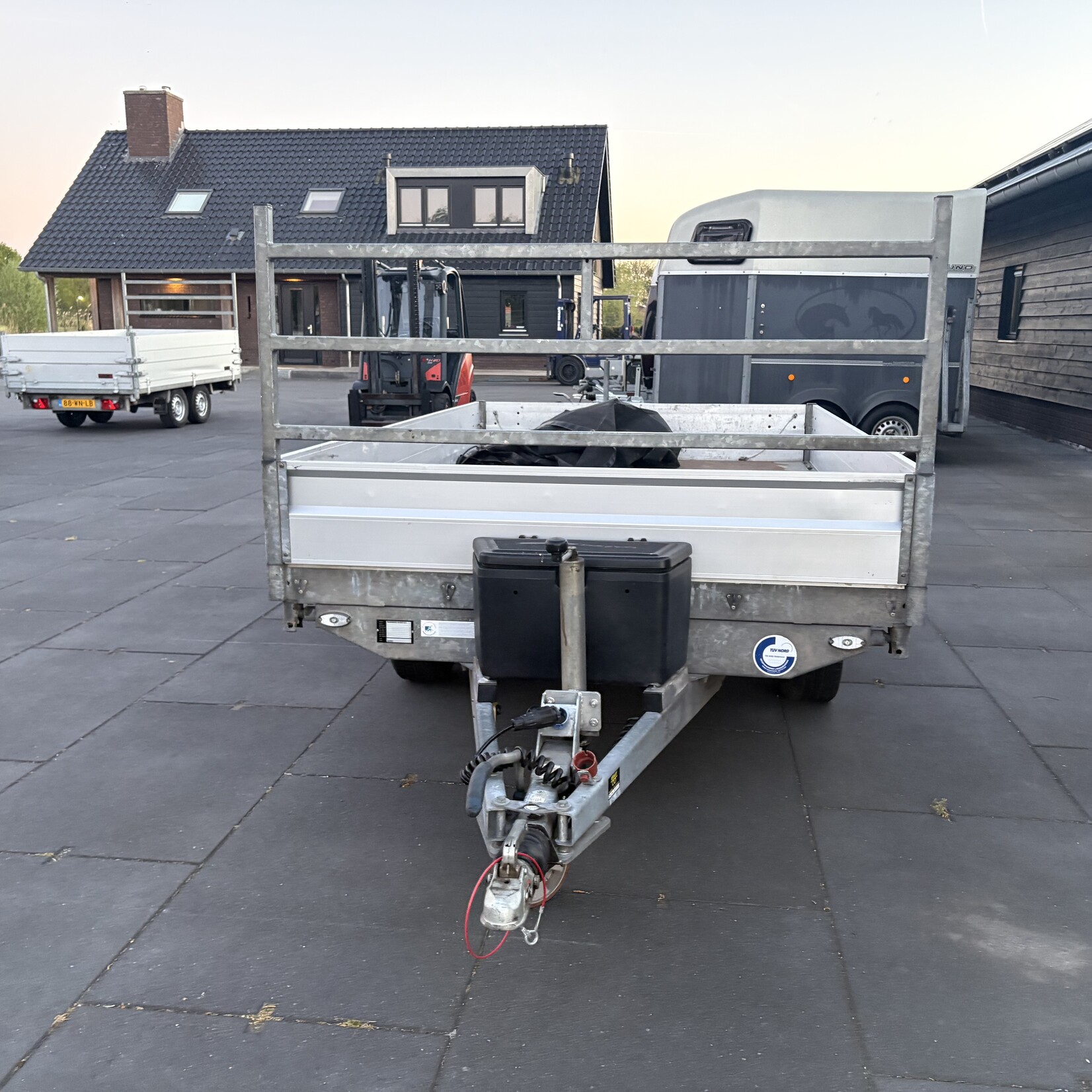 Hapert kipper 305 x 180 cm