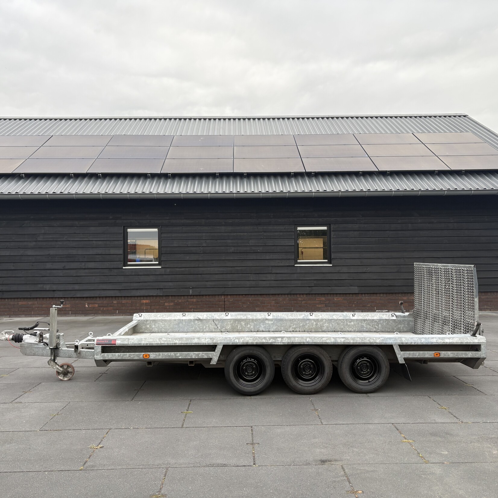 Hulco machine transsporter 3-asser 394 x 184 cm 3500 kg