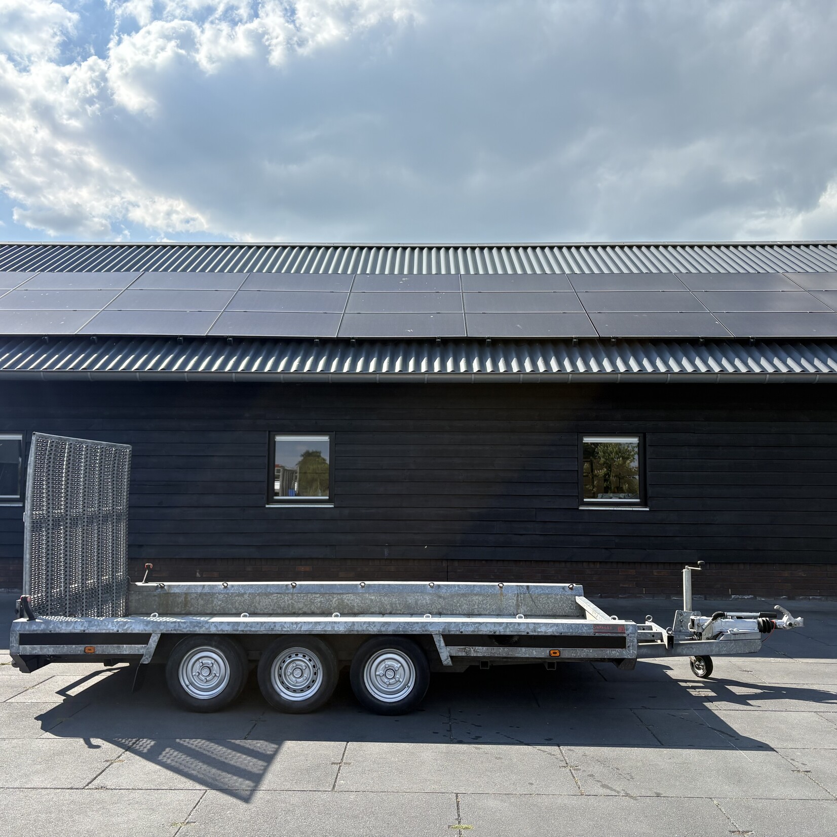 Hulco Terrax 3-asser met 150 cm klep 74-WS-XZ