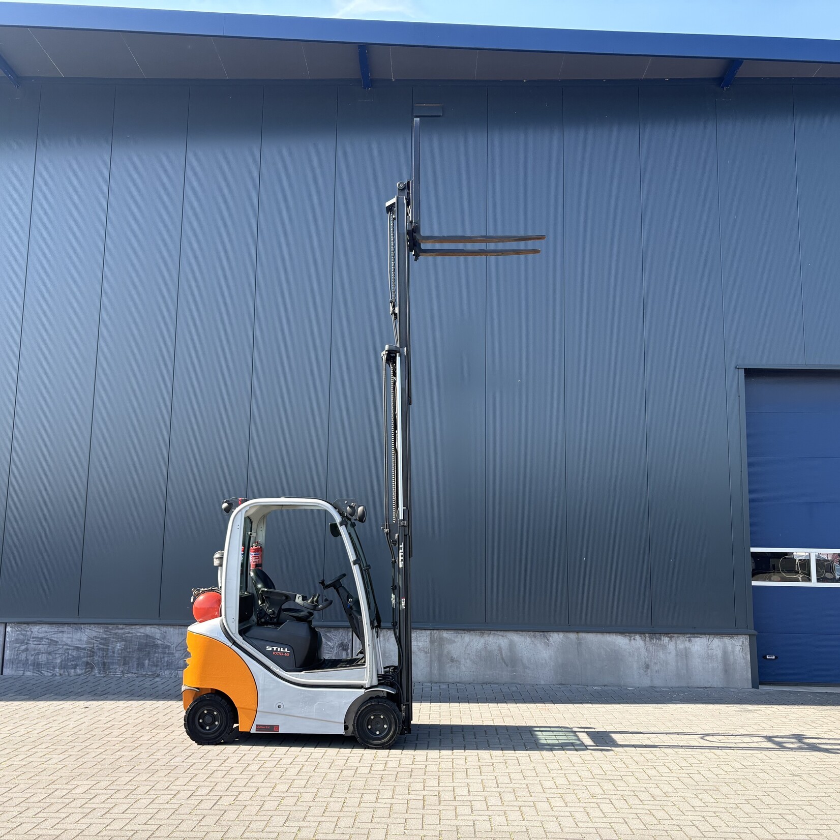 Stihl RX 70-16 T Triplo mast in zeer goede staat LPG BJ 2020