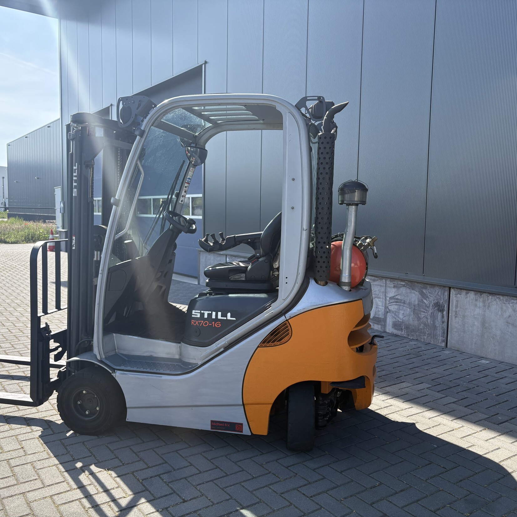 Stihl RX 70-16 T Triplo mast in zeer goede staat LPG BJ 2020