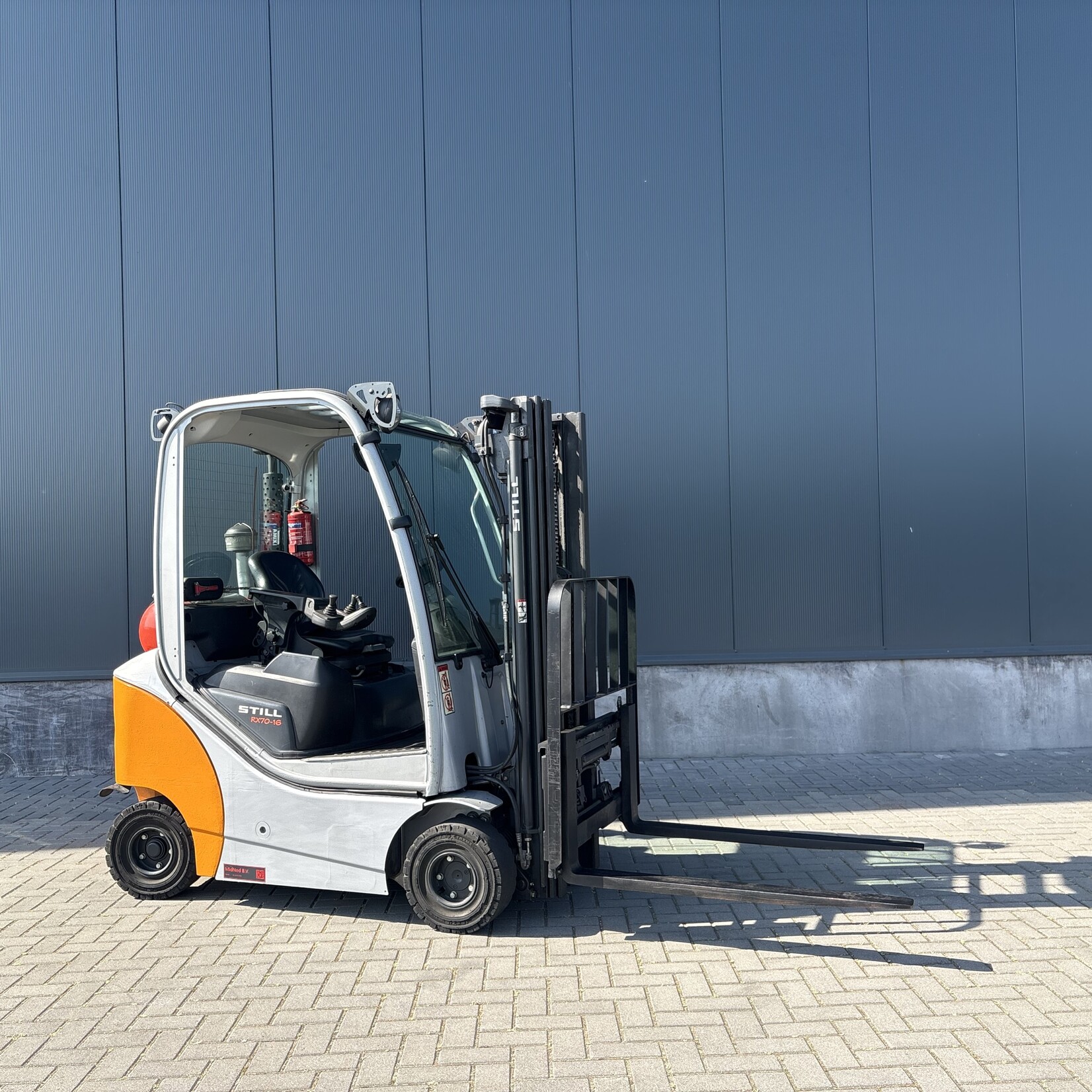 Stihl RX 70-16 T Triplo mast in zeer goede staat LPG BJ 2020