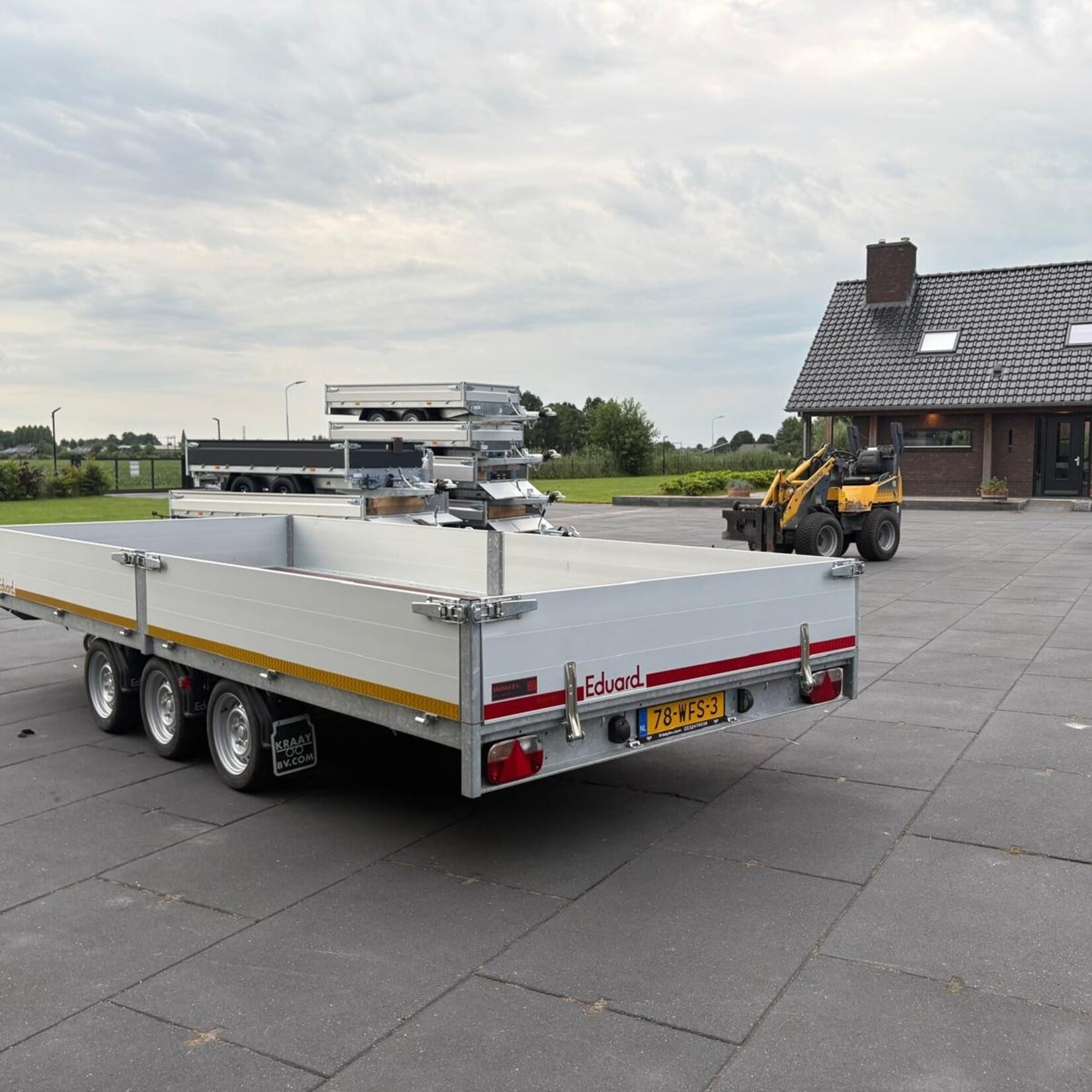Eduard 3-asser 505 x 220 cm 3500 kg BJ 2023