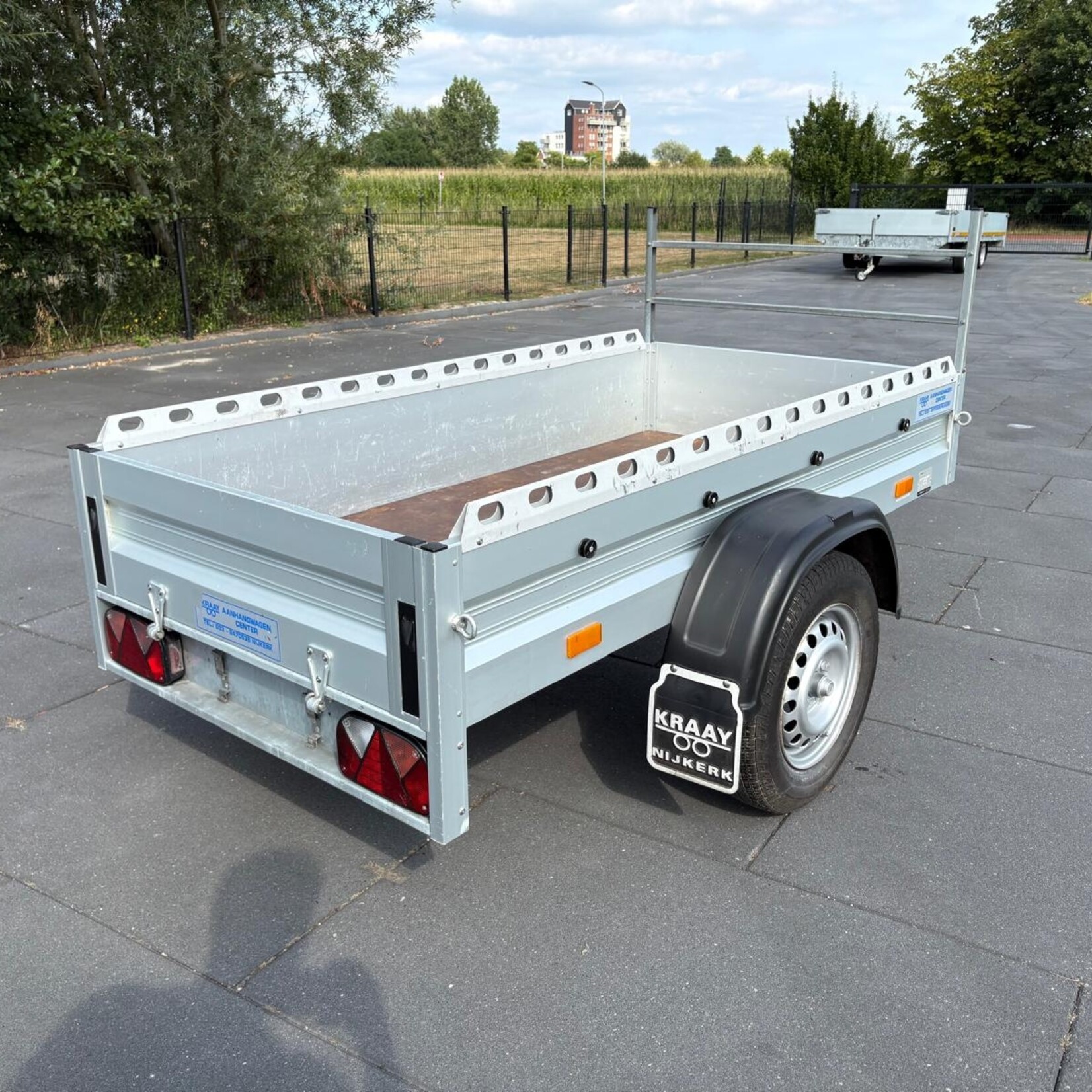 Humbaur 750 kg  200 x 100