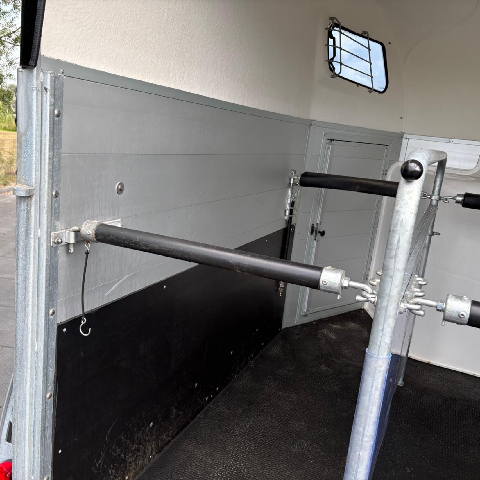 Sirius S 75 volledig alu met zadelkamer 2-paards