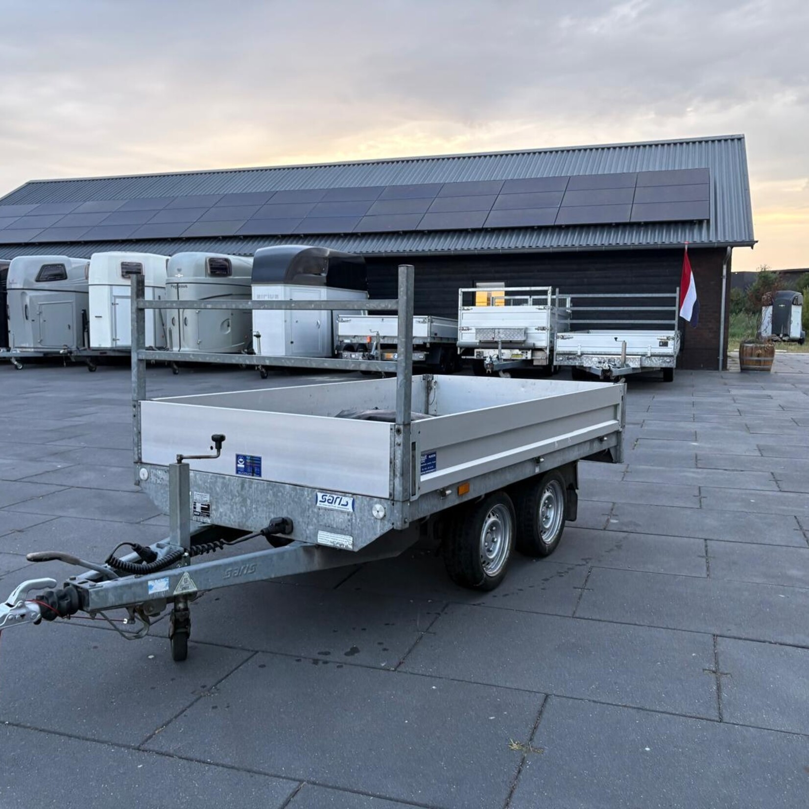 Saris Plateauwagen 270 x 150 cm met vlakzeil