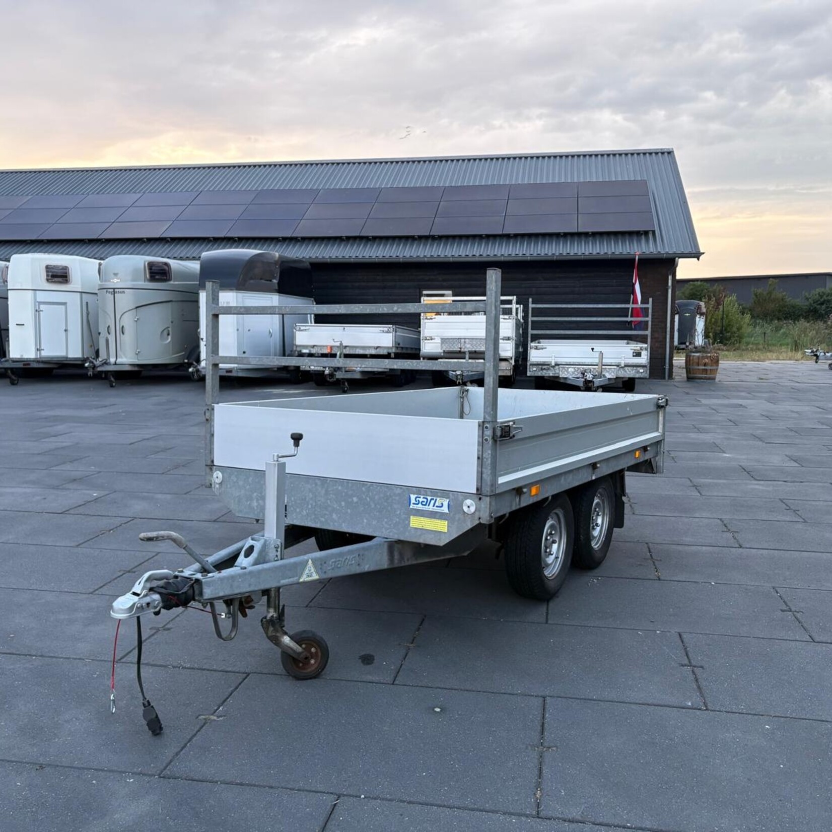Saris Plateauwagen 270 x 150 cm incl. vloer
