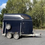 Atec Olympialine 2-paards trailer met zadelkamer (OPKNAPPER)
