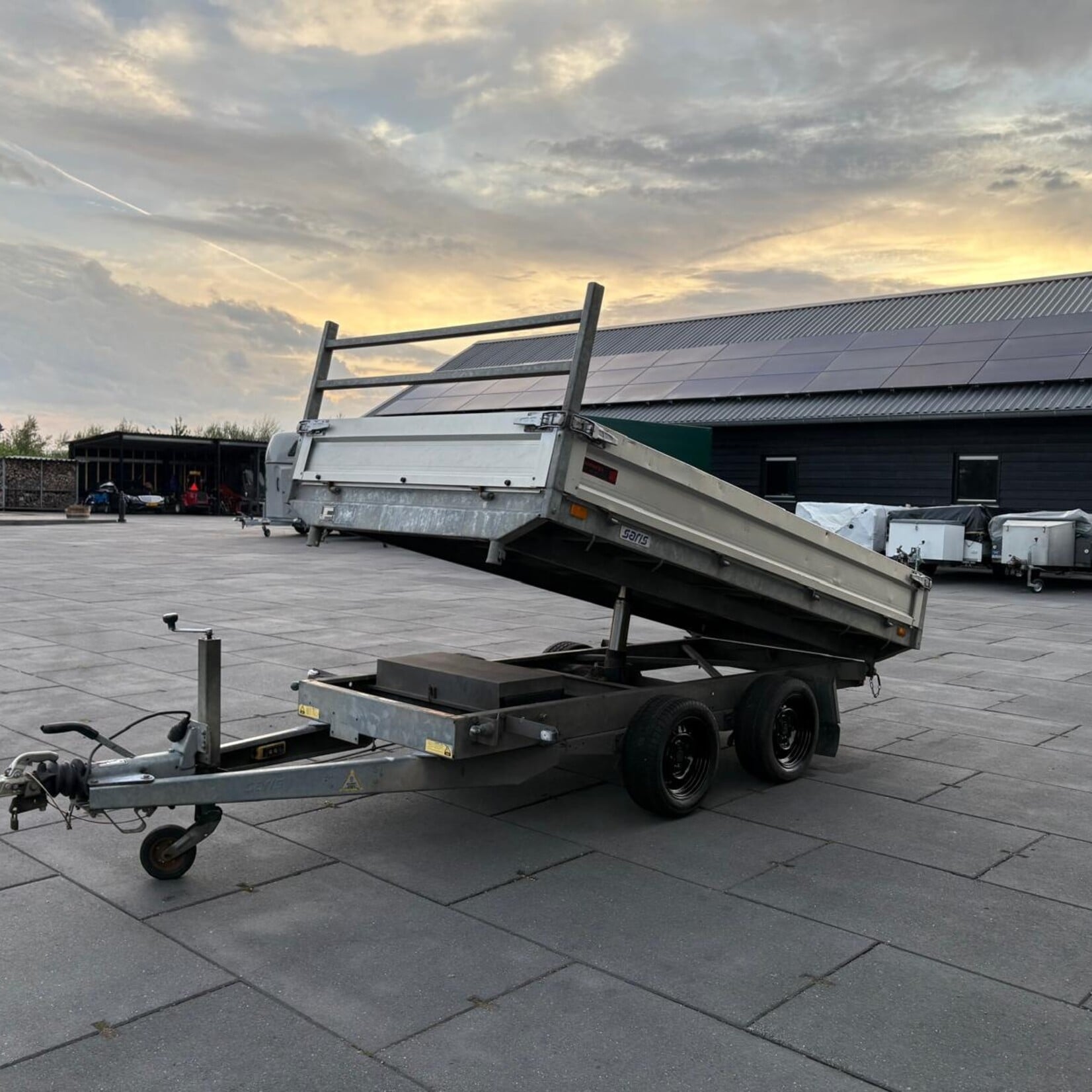 Saris kipper 305 x 174 cm 3-zijdig elektrisch