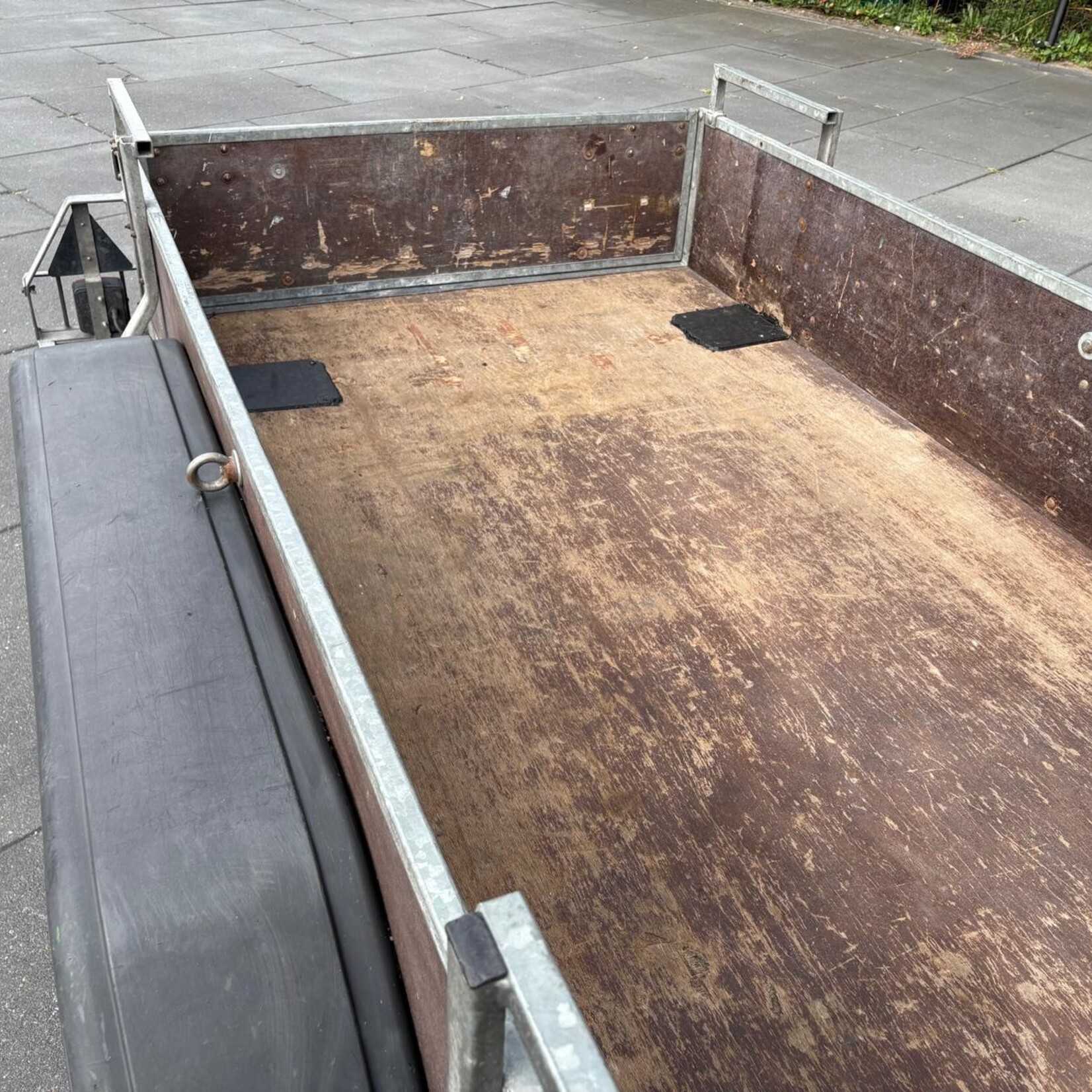 Bakwagen 250 x 145 cm Sallas 1500 kg tandemasser!