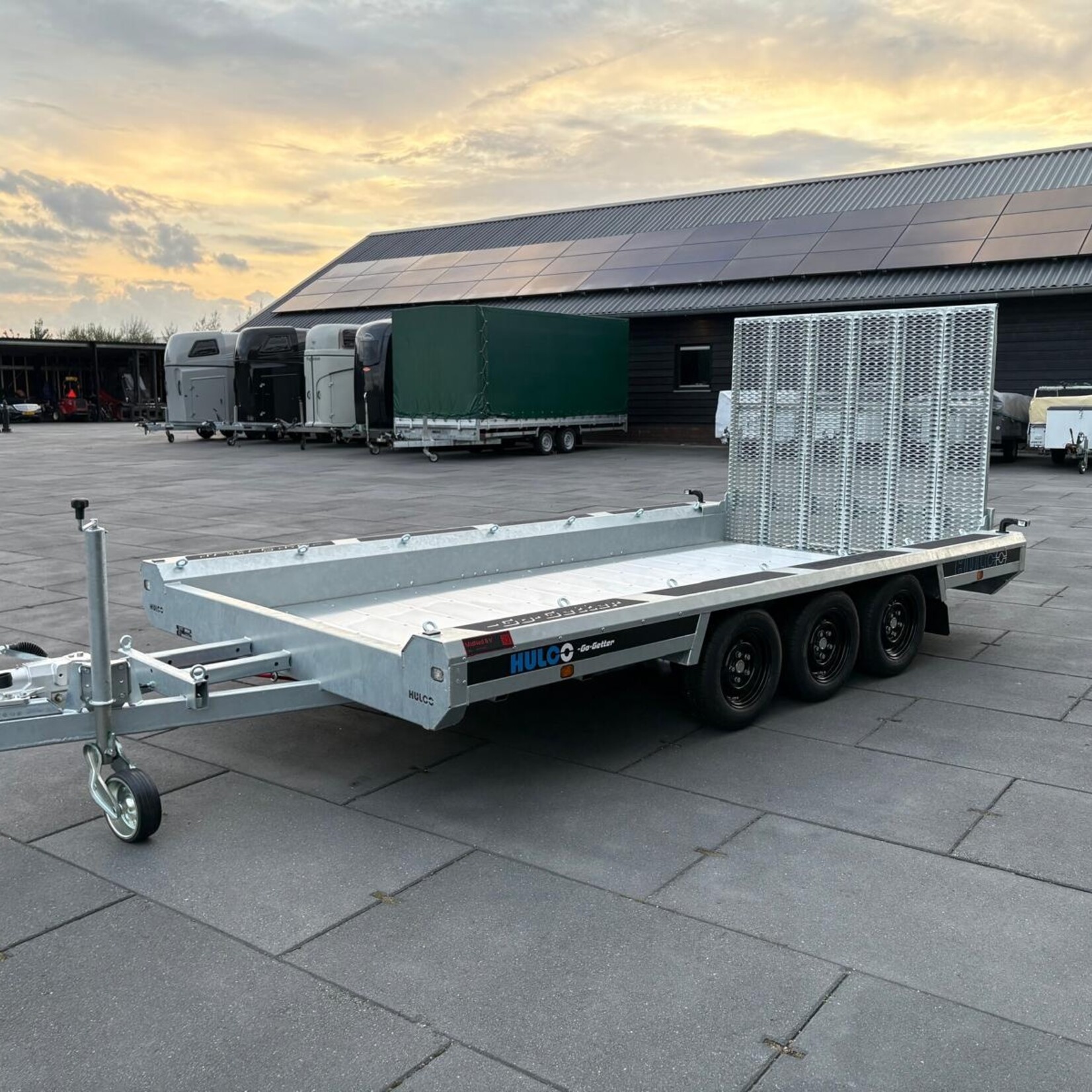 Hulco Terrax 395 x 184 cm NIEUW DEMO GO-GETTER 3-asser uit voorraad