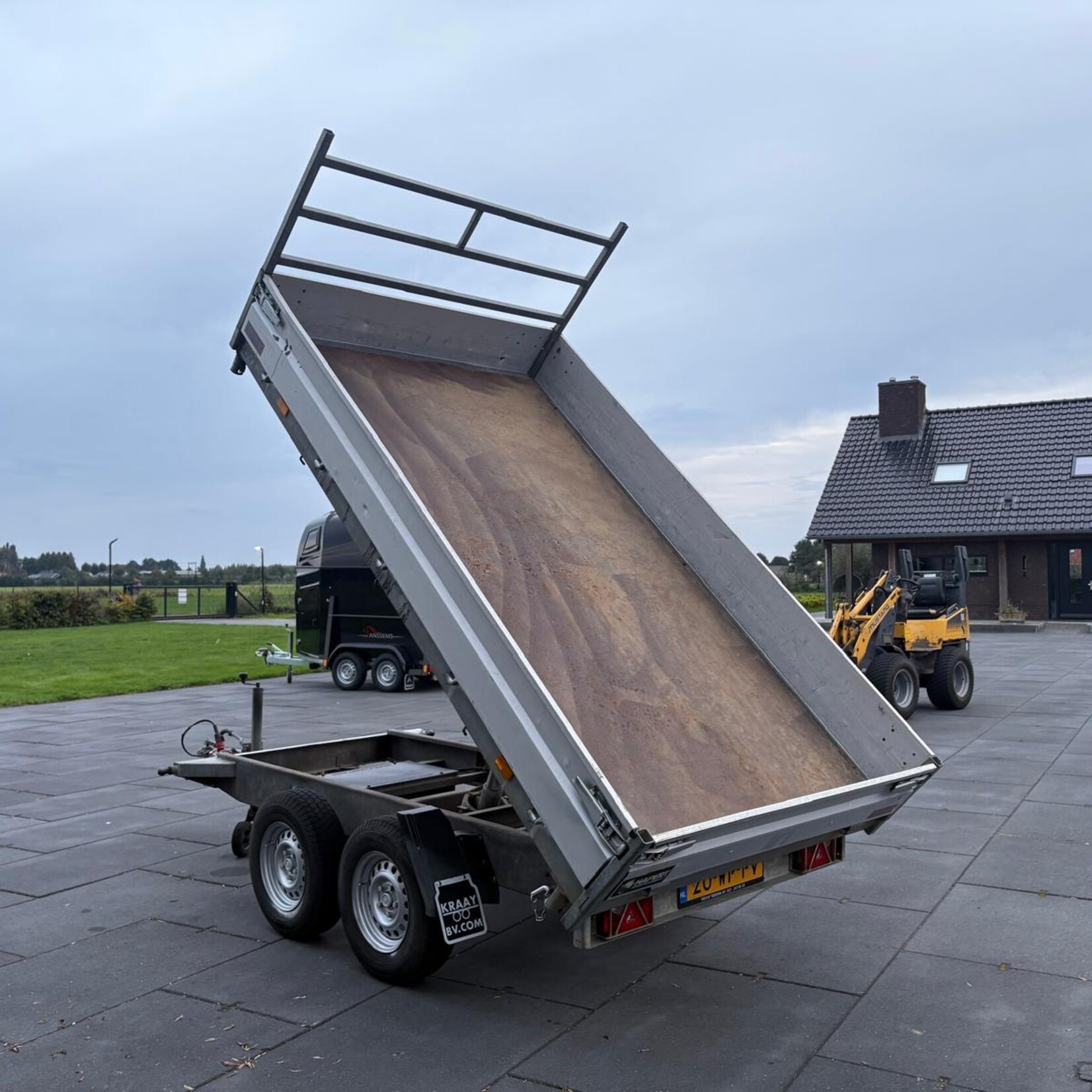 Hapert kipper 300 x 160 3-zijdig