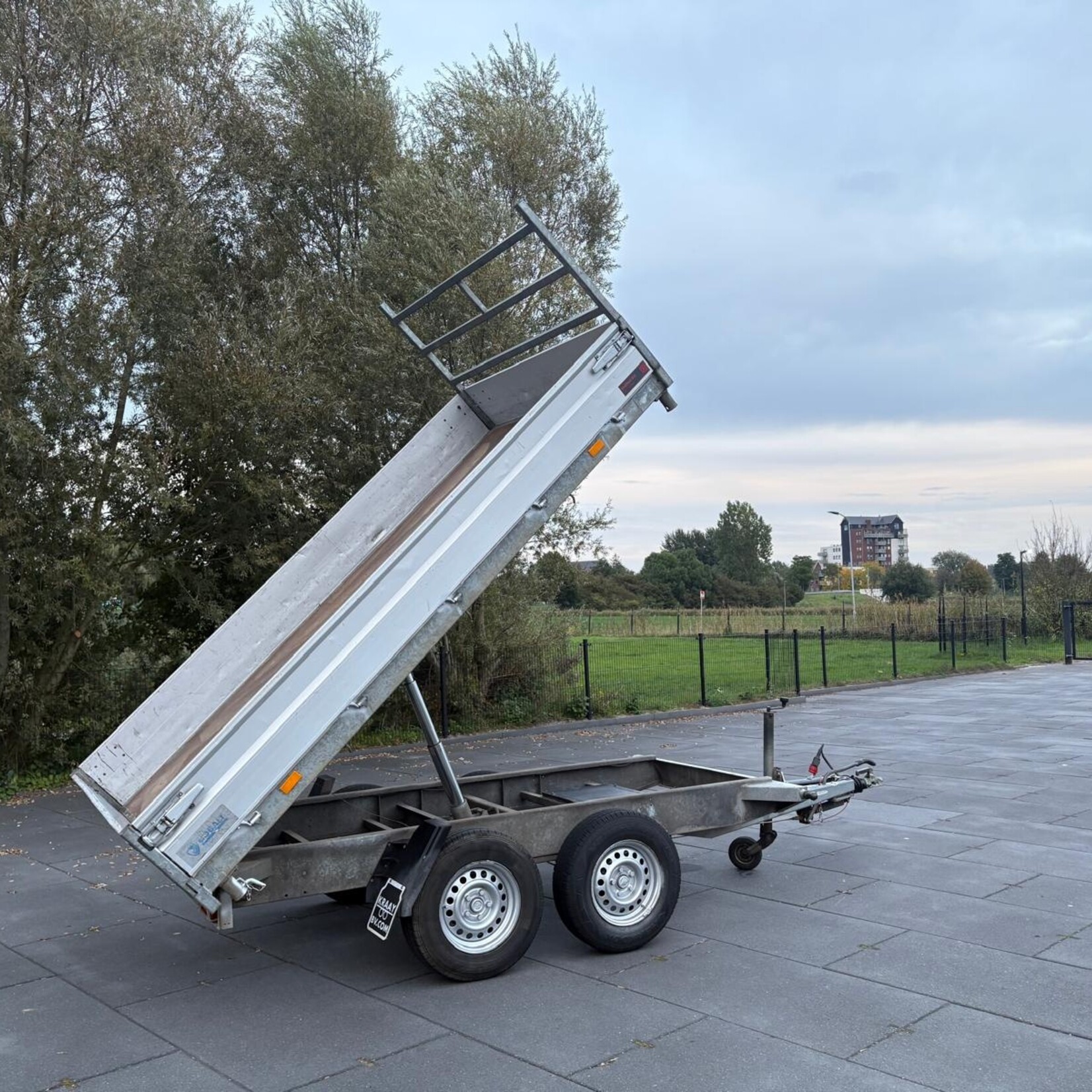 Hapert kipper 300 x 160 3-zijdig