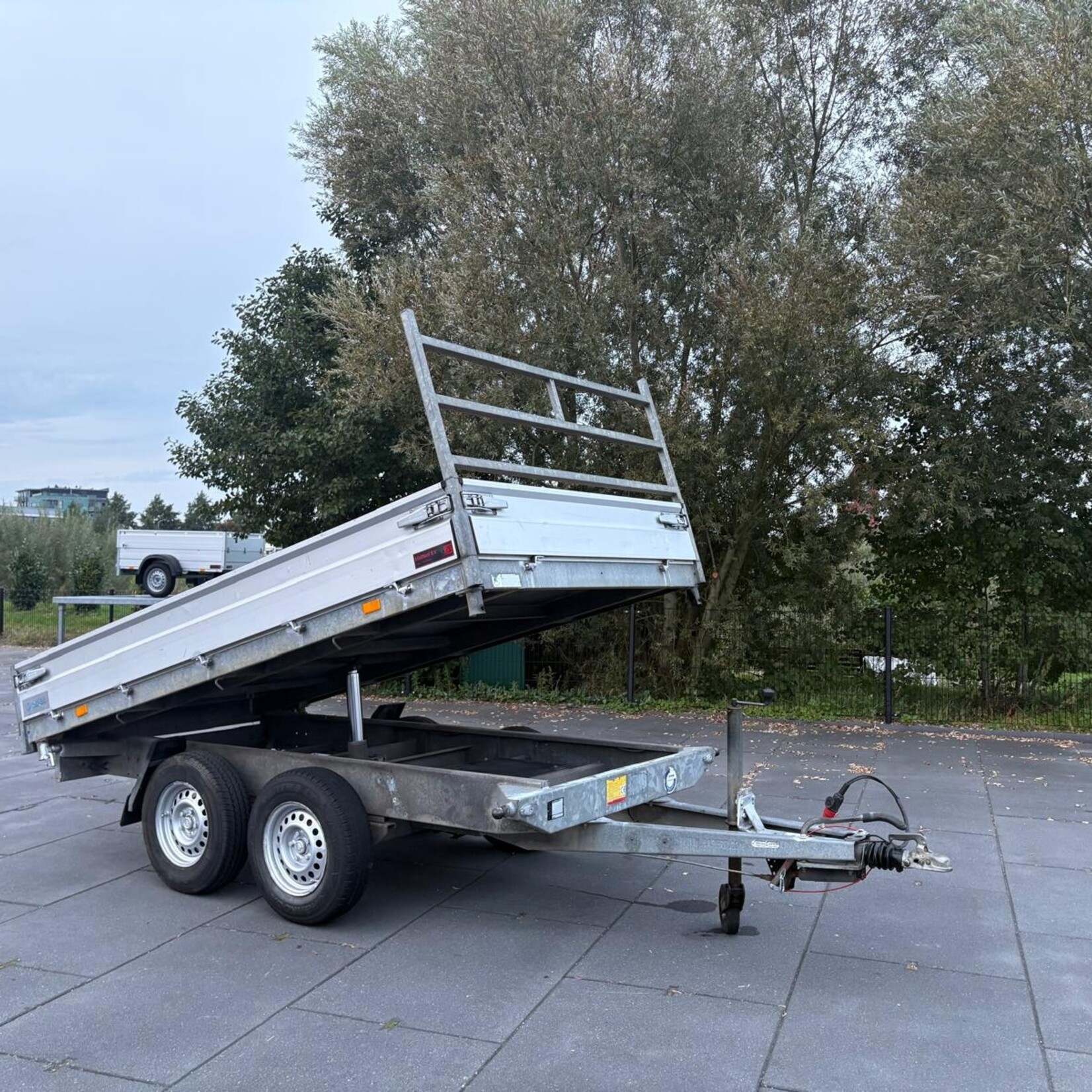 Hapert kipper 300 x 160 3-zijdig