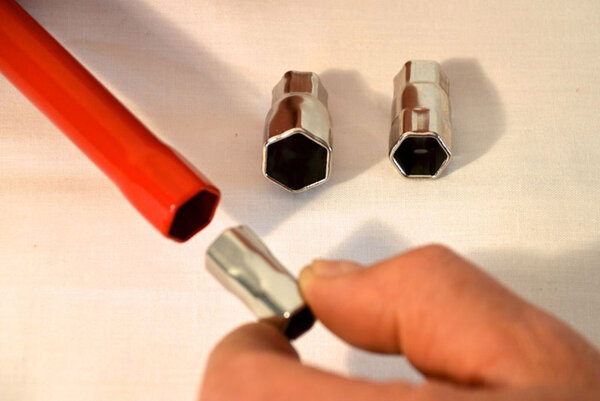 PRCI PRCI Kraanmoersleutel 13mm inclusief 3 extra doppen (10-11-14mm)