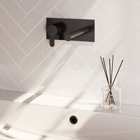 Brauer Brauer Black Edition Inbouw Wastafelmengkraan met Rechte Uitloop & Afdekplaat - Model D2 - Hendel Links - Mat Zwart
