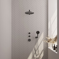 Brauer Brauer Gunmetal Editon Regendoucheset:  Thermostatische Inbouwkraan met Stopkranen, Rechte Wandarm, Douchekop 30cm, Wandhouder met Wateruitlaat, 3-Standen Handdouche & Doucheslang - Set 8 - Draaiknoppen - PVD - Geborsteld Gunmetal