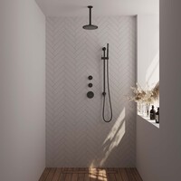 Brauer Brauer Black Editon Regendoucheset:  Thermostatische Inbouwkraan met Stopkranen, Plafondarm, Douchekop 20cm, Glijstang met Wateruitlaat, Staafhanddouche & Doucheslang - Set 17 - Draaiknoppen - Mat Zwart