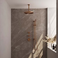 Brauer Brauer Copper Editon Regendoucheset:  Thermostatische Inbouwkraan met Stopkranen, Plafondarm, Douchekop 30cm, Glijstang met Wateruitlaat, Staafhanddouche & Doucheslang - Set 18 - Draaiknoppen - PVD - Geborsteld Koper