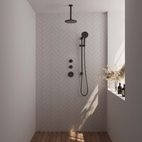 Brauer Brauer Black Editon Regendoucheset:  Thermostatische Inbouwkraan met Stopkranen, Plafondarm, Douchekop 20cm, Glijstang met Wateruitlaat, 3-Standen Handdouche & Doucheslang - Set 23 - Draaiknoppen - Mat Zwart