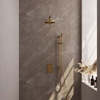 Brauer Brauer Gold Editon Regendoucheset:  Thermostatische Inbouwkraan met 3-Weg Omstel, Rechte Wandarm, Douchekop 20cm, Glijstang met Wateruitlaat, Staafhanddouche & Doucheslang - Set 37 - Draaiknoppen - PVD - Geborsteld Goud