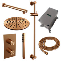Brauer Brauer Copper Editon Regendoucheset:  Thermostatische Inbouwkraan met 3-Weg Omstel, Rechte Wandarm, Douchekop 30cm, Glijstang met Wateruitlaat, Staafhanddouche & Doucheslang - Set 38 - Draaiknoppen - PVD - Geborsteld Koper