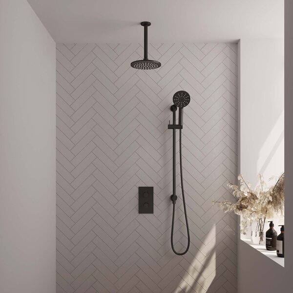 Brauer Brauer Black Editon Regendoucheset:  Thermostatische Inbouwkraan met 3-Weg Omstel, Plafondarm, Douchekop 20cm, Glijstang met Wateruitlaat, 3-Standen Handdouche & Doucheslang - Set 47 - Draaiknoppen - Mat Zwart