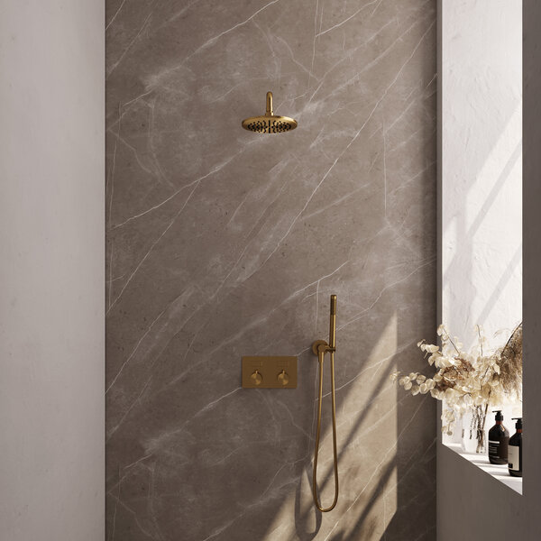 Brauer Brauer Gold Editon Regendoucheset:  Thermostatische Inbouwkraan met Drukknoppen, Gebogen Wandarm, Douchekop 20cm, Wandhouder met Wateruitlaat, Staafhanddouche & Doucheslang - Set 51 - Draaiknoppen - PVD - Geborsteld Goud