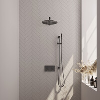 Brauer Brauer Gunmetal Editon Regendoucheset:  Thermostatische Inbouwkraan met Drukknoppen, Rechte Wandarm, Douchekop 30cm, Glijstang met Wateruitlaat, Staafhanddouche & Doucheslang - Set 62 - Draaiknoppen - PVD - Geborsteld Gunmetal