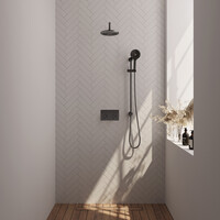 Brauer Brauer Gunmetal Editon Regendoucheset:  Thermostatische Inbouwkraan met Drukknoppen, Gebogen Wandarm, Douchekop 20cm, Glijstang met Wateruitlaat, 3-Standen Handdouche & Doucheslang - Set 69 - Draaiknoppen - PVD - Geborsteld Gunmetal