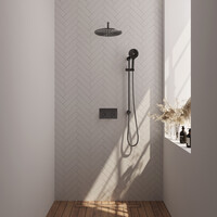 Brauer Brauer Gunmetal Editon Regendoucheset:  Thermostatische Inbouwkraan met Drukknoppen, Gebogen Wandarm, Douchekop 30cm, Glijstang met Wateruitlaat, 3-Standen Handdouche & Doucheslang - Set 70 - Draaiknoppen - PVD - Geborsteld Gunmetal