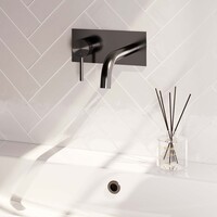 Brauer Brauer Gunmetal Carving Inbouw Wastafelmengkraan met Gebogen Uitloop & Afdekplaat - Model A1 - Geribbeld Hendel Links - PVD - PVD - Geborsteld Gunmetal
