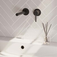 Brauer Brauer Black Carving Inbouw Wastafelmengkraan met Rechte Uitloop & Rozetten - Model A1 - Geribbeld Hendel Rechts - Mat Zwart