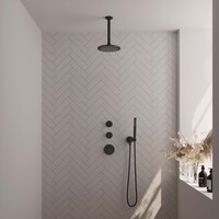 Brauer Brauer Black Carving Regendoucheset: Thermostatische Inbouwkraan met Stopkranen, Plafondarm, Douchekop 20cm, Wandhouder met Wateruitlaat, Staafhanddouche & Doucheslang - Set 5 - Geribbeld Draaiknoppen - Mat Zwart
