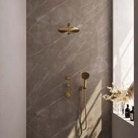 Brauer Brauer Gold Carving Regendoucheset: Thermostatische Inbouwkraan met Stopkranen, Rechte Wandarm, Douchekop 30cm, Wandhouder met Wateruitlaat, 3-Standen Handdouche & Doucheslang - Set 8 - Geribbeld Draaiknoppen - PVD - Geborsteld Goud