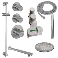 Brauer Brauer Chrome Carving Regendoucheset: Thermostatische Inbouwkraan met Stopkranen, Rechte Wandarm, Douchekop 20cm, Glijstang met Wateruitlaat, Staafhanddouche & Doucheslang - Set 13 - Geribbeld Draaiknoppen - Chroom