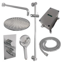 Brauer Brauer Chrome Carving Regendoucheset: Thermostatische Inbouwkraan met 3-Weg Omstel, Gebogen Wandarm, Douchekop 30cm, Glijstang met Wateruitlaat, 3-Standen Handdouche & Doucheslang - Set 46 - Geribbeld Draaiknoppen - Chroom