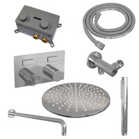 Brauer Brauer Chrome Carving Regendoucheset: Thermostatische Inbouwkraan met Drukknoppen, Gebogen Wandarm, Douchekop 30cm, Wandhouder met Wateruitlaat, Staafhanddouche & Doucheslang - Set 52 - Geribbeld Draaiknoppen - Chroom