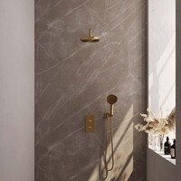 Brauer Brauer Gold Carving Regendoucheset: Thermostatische Inbouwkraan met 3-Weg Omstel, Gebogen Wandarm, Douchekop 20cm, Wandhouder met Wateruitlaat, 3-Standen Handdouche & Doucheslang - Set 33 - Geribbeld Draaiknoppen - PVD - Geborsteld Goud