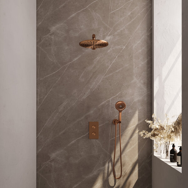 Brauer Brauer Copper Carving Regendoucheset: Thermostatische Inbouwkraan met 3-Weg Omstel, Rechte Wandarm, Douchekop 30cm, Wandhouder met Wateruitlaat, 3-Standen Handdouche & Doucheslang - Set 32 - Geribbeld Draaiknoppen - PVD - Geborsteld Koper