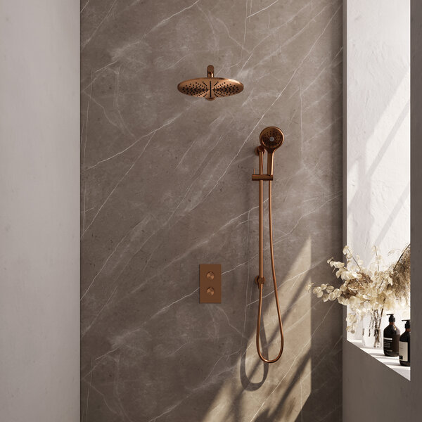 Brauer Brauer Copper Carving Regendoucheset: Thermostatische Inbouwkraan met 3-Weg Omstel, Rechte Wandarm, Douchekop 30cm, Glijstang met Wateruitlaat, 3-Standen Handdouche & Doucheslang - Set 44 - Geribbeld Draaiknoppen - PVD - Geborsteld Koper