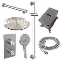 Brauer Brauer Brushed Carving Regendoucheset: Thermostatische Inbouwkraan met 3-Weg Omstel, Rechte Wandarm, Douchekop 30cm, Glijstang met Wateruitlaat, 3-Standen Handdouche & Doucheslang - Set 44 - Geribbeld Draaiknoppen - PVD - Geborsteld RVS