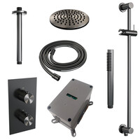 Brauer Brauer Gunmetal Carving Regendoucheset: Thermostatische Inbouwkraan met 3-Weg Omstel, Plafondarm, Douchekop 20cm, Glijstang met Wateruitlaat, Staafhanddouche & Doucheslang - Set 41 - Geribbeld Draaiknoppen - PVD - Geborsteld Gunmetal